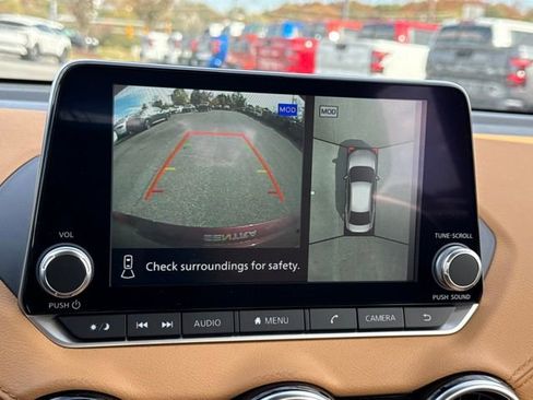 New 2025 Nissan Sentra SV w/ SV Premium Package image 31