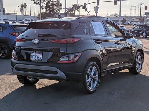 Used 2023 Hyundai Kona SEL image 4