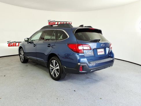 Used 2019 Subaru Outback 2.5i Limited w/ Popular Package #2 AWD/4WD image 4