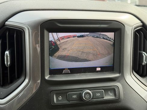 Used 2020 Chevrolet Silverado 1500 Custom w/ Custom Max Trailering Package image 23