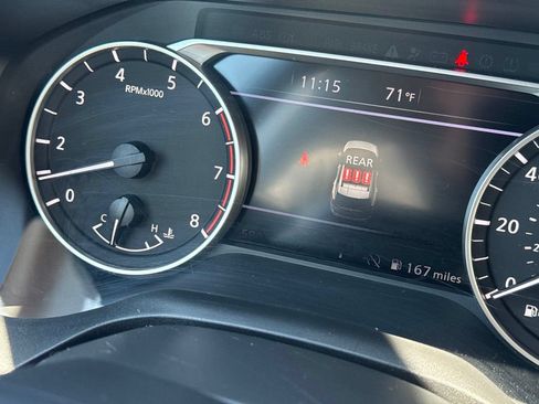 Used 2025 Nissan Rogue SV FWD image 40