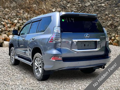Used 2016 Lexus GX 460 Luxury w/ Preferred Accessory Package AWD/4WD image 10