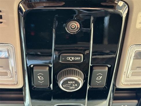 Certified 2025 Cadillac Escalade ESV Premium Luxury Platinum w/ LPO, Radiant Package image 26