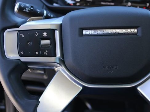Used 2024 Land Rover Discovery S AWD/4WD image 22
