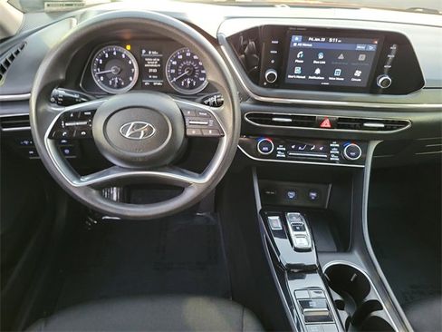 Used 2021 Hyundai Sonata SEL w/ Cargo Package image 4