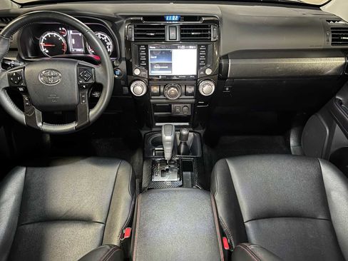Used 2021 Toyota 4Runner TRD Off-Road Premium w/ Moonroof Package AWD/4WD image 38