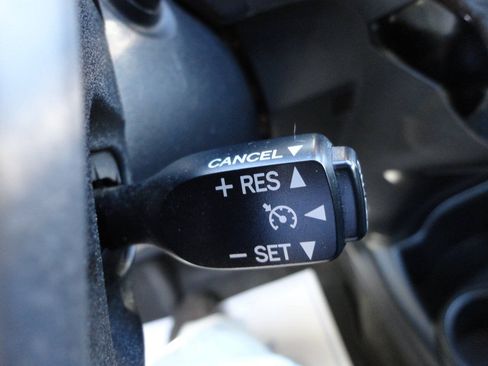 Used 2017 Toyota Prius C Four FWD image 27