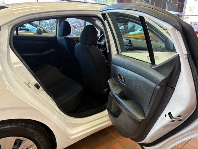 Used 2024 Nissan Sentra S FWD image 32