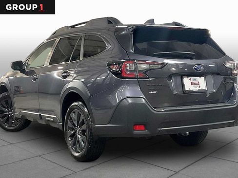 Used 2025 Subaru Outback Onyx Edition AWD/4WD image 12