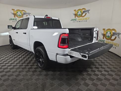 Used 2023 RAM 1500 Big Horn AWD/4WD image 33