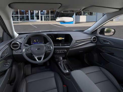 New 2026 Chevrolet Trax ACTIV w/ Driver Confidence Package FWD image 15