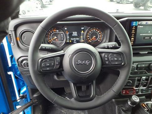 New 2026 Jeep Gladiator Mojave image 5