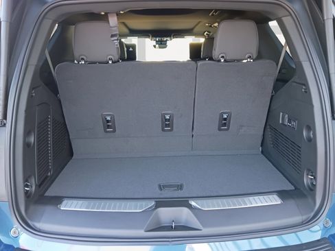 New 2026 GMC Yukon Denali w/ Denali Reserve Package image 12