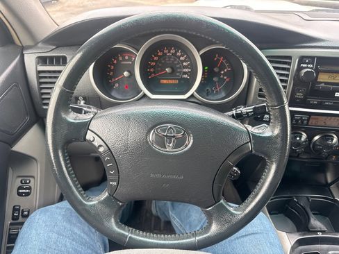 Used 2007 Toyota 4Runner image 14