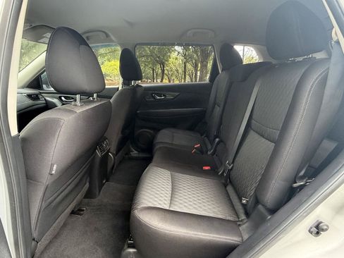 Used 2019 Nissan Rogue S w/ Special Edition Package FWD image 13