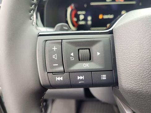 New 2026 Nissan Pathfinder SL AWD/4WD image 18