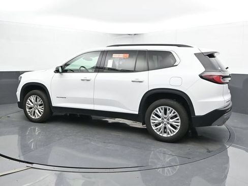 Used 2024 GMC Acadia Elevation FWD image 8
