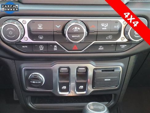 Used 2023 Jeep Wrangler Sport S image 20