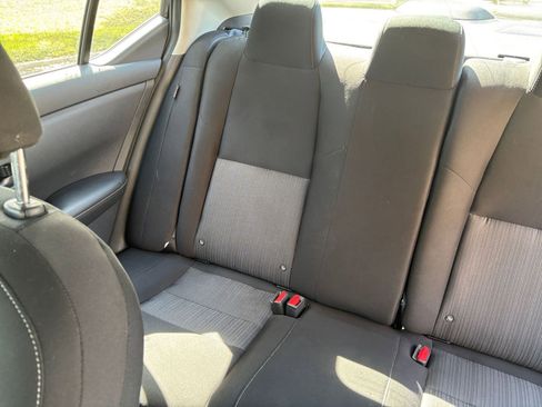 Used 2025 Nissan Sentra SV image 34