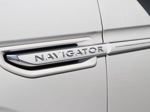 Used 2020 Lincoln Navigator Reserve w/ Equipment Group 208A Reserve AWD/4WD image 58