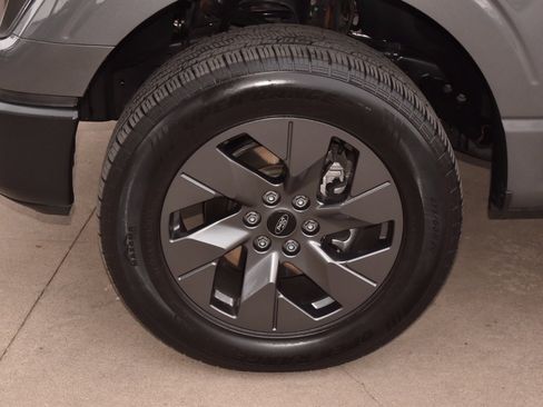 Used 2023 Ford F150 XL image 31