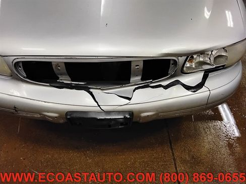 Used 2005 Buick Century Custom image 19