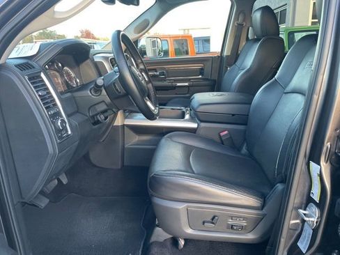 Used 2017 RAM 2500 Laramie w/ Snow Chief Group image 5