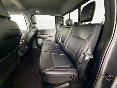 Used 2024 Ford F350 Lariat image 23