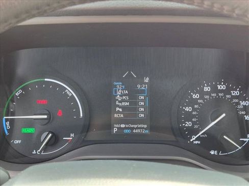 Certified 2024 Toyota Sienna XLE FWD image 10