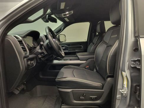 Used 2022 RAM 2500 Laramie w/ Night Edition image 5