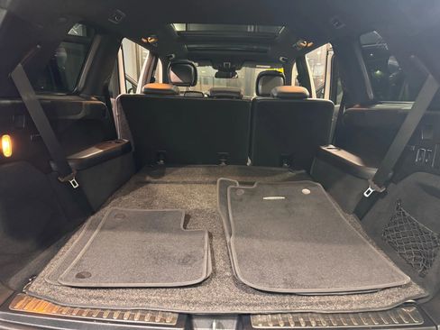 Used 2018 Mercedes-Benz GLS 550 4MATIC w/ Driver Assistance Package image 50