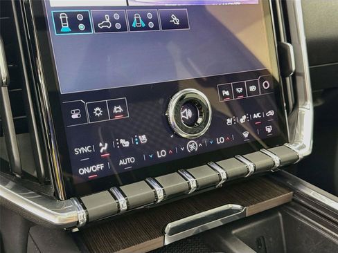 Used 2025 GMC Acadia Denali w/ LPO, Floor Liner Package AWD/4WD image 16