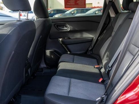 Certified 2025 Nissan Rogue SV image 11