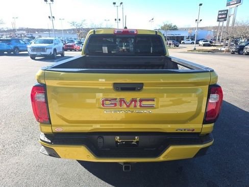 Used 2023 GMC Canyon AT4 w/ AT4 Premium Package image 5