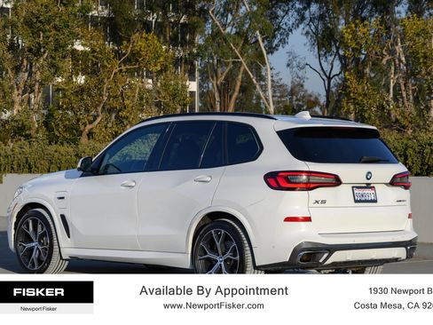 Used 2022 BMW X5 xDrive45e w/ M Sport Package AWD/4WD image 8
