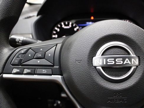 Used 2023 Nissan Altima 2.5 SV image 24