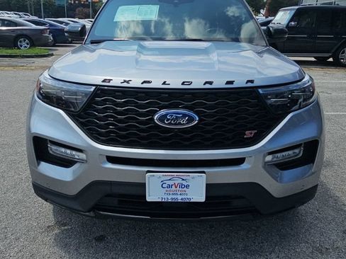 Used 2021 Ford Explorer ST w/ Equipment Group 401A AWD/4WD image 2