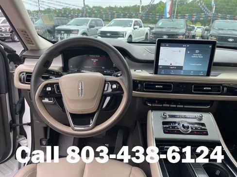 Used 2023 Lincoln Aviator 2WD w/ Premium Package image 16
