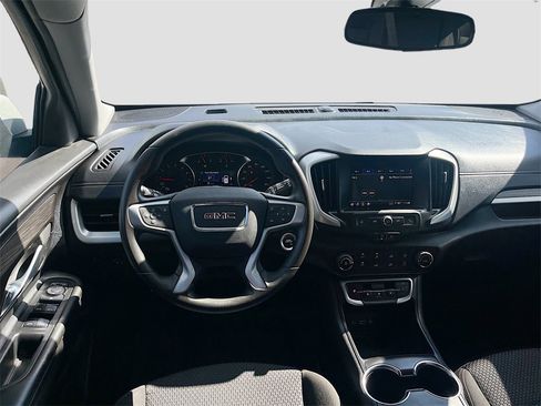 Used 2024 GMC Terrain SLE w/ LPO, Floor Liner Package image 21