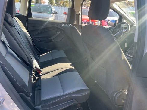 Used 2018 Ford C-MAX SE image 11