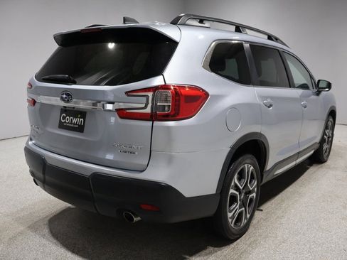 Used 2023 Subaru Ascent Limited image 2