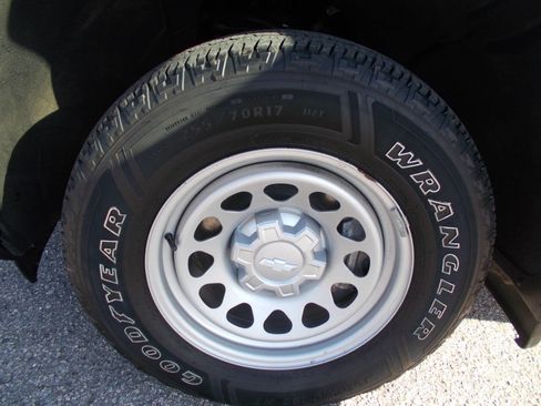 Used 2021 Chevrolet Silverado 1500 W/T w/ WT Value Package image 11