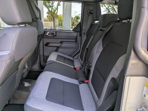 Certified 2025 Ford Bronco Big Bend AWD/4WD image 14