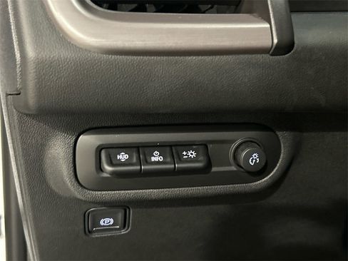 Used 2022 GMC Terrain AT4 w/ Infotainment Package II image 21