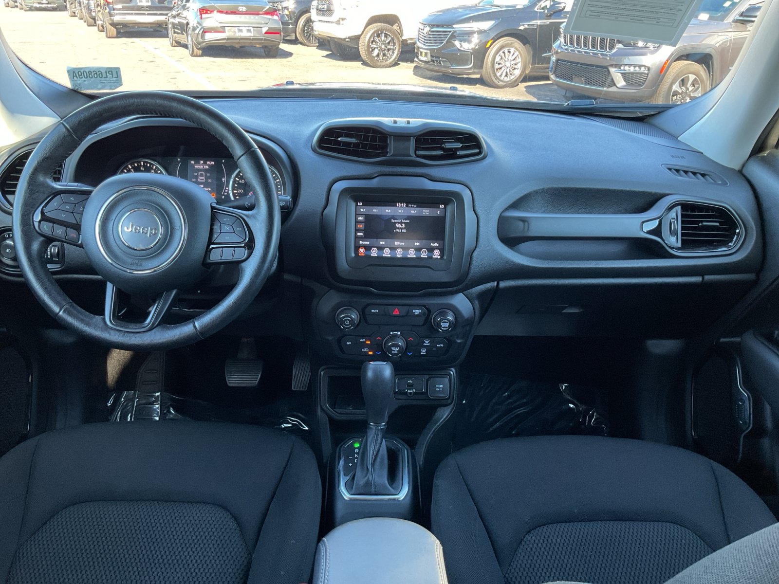 Used 2020 Jeep Renegade Altitude FWD image 15