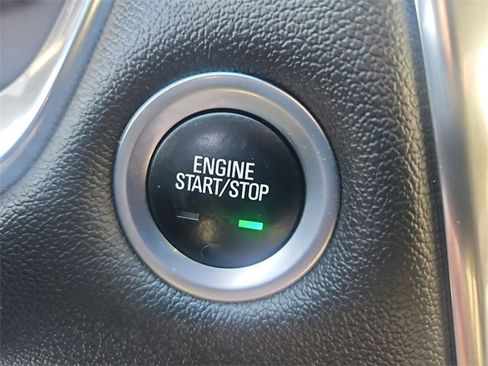 Used 2022 Chevrolet Traverse LT w/ LPO, Floor Liner Package image 17