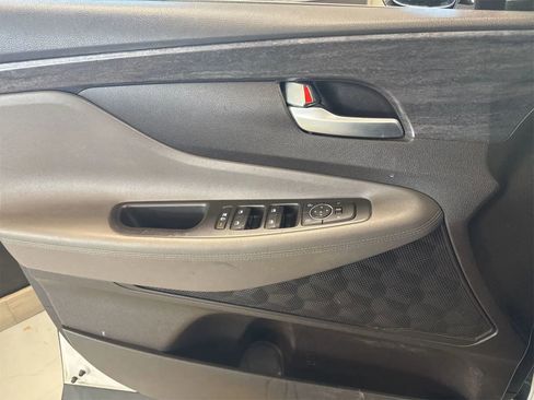 Used 2019 Hyundai Santa Fe SEL image 8