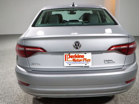 Used 2021 Volkswagen Jetta SEL image 8