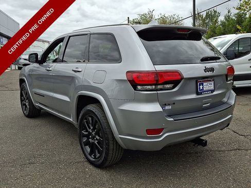 Used 2019 Jeep Grand Cherokee Altitude image 7
