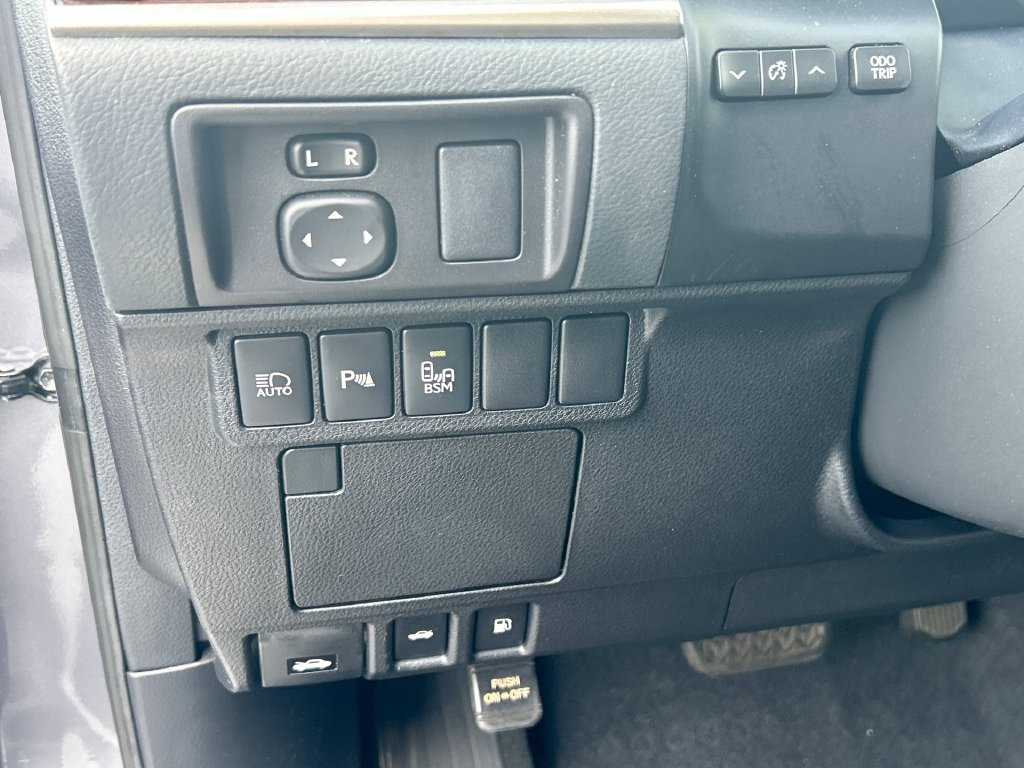 Used 2017 Lexus ES 350 w/ Navigation System Package FWD image 30